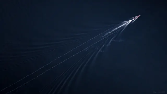 幽渊曳縠之舟